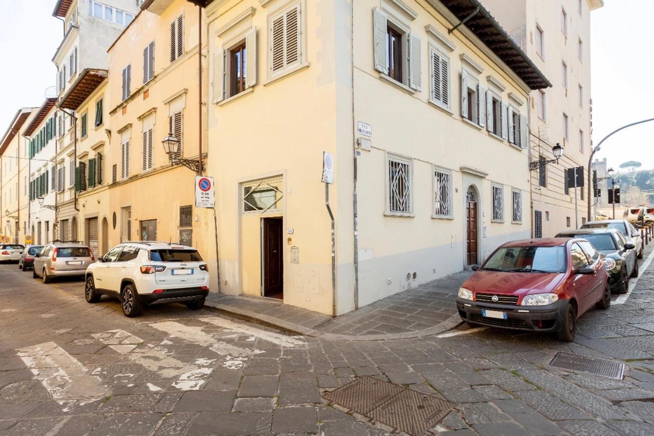 Cozy Classic Italian House Near Santa Croce, On The Lungarno Apartamento Florença Exterior foto